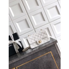 CHANEL 샤넬 26C 크루즈 신상 CF 핸들 플랩백 가방 (밀크쉐이크 화이트) 미니