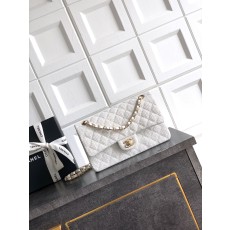 CHANEL 샤넬 26C 크루즈 신상 CF 핸들 플랩백 가방 (밀크쉐이크 화이트) 미디움