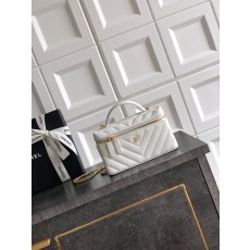 Chanel 샤넬 V-스티치 퀼팅 플랫 캐비어 런치박스 백 가방