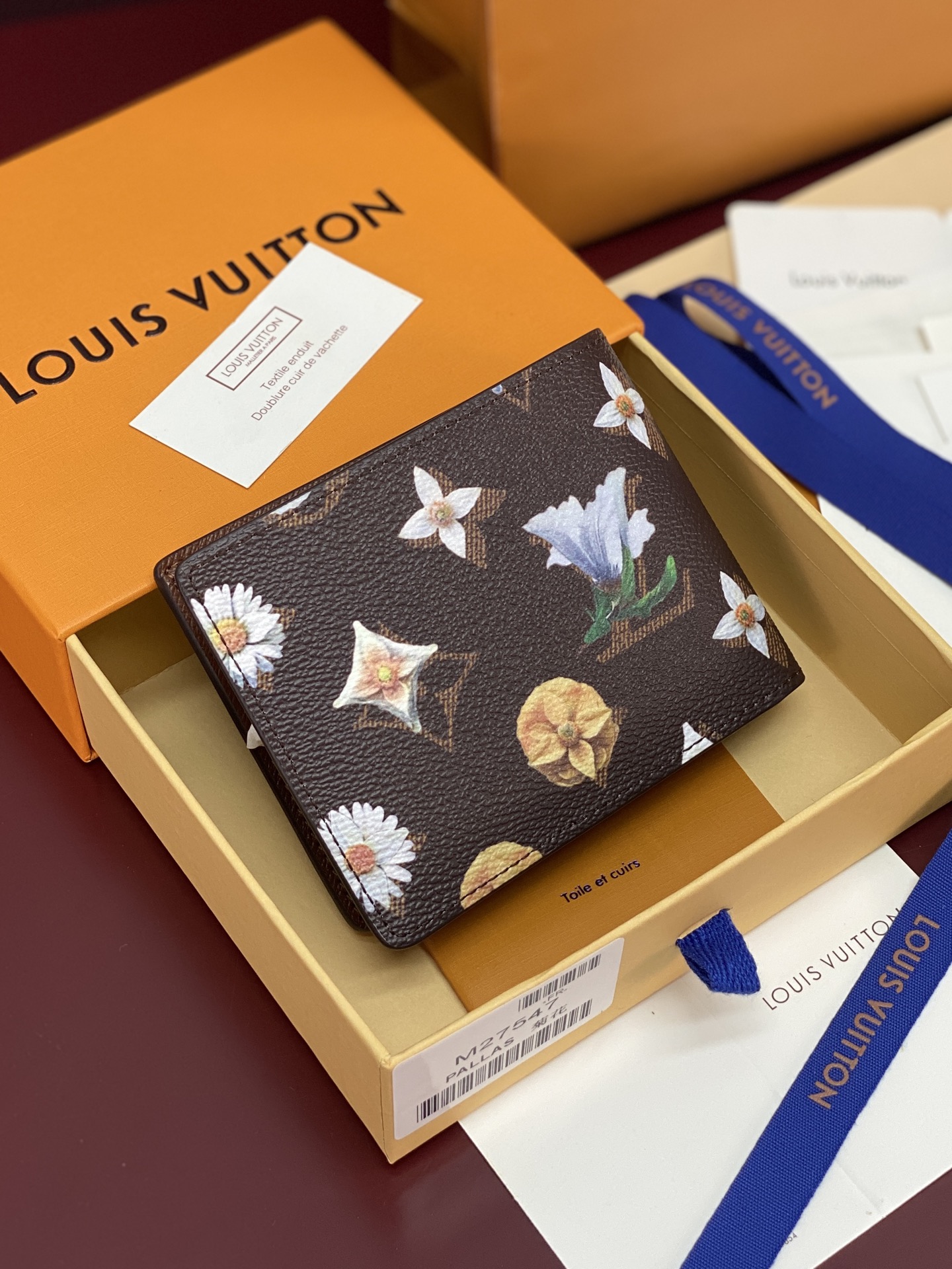 [LV] 루이비통 M27547 데이지 플라워 슬렌더 월릿 반지갑