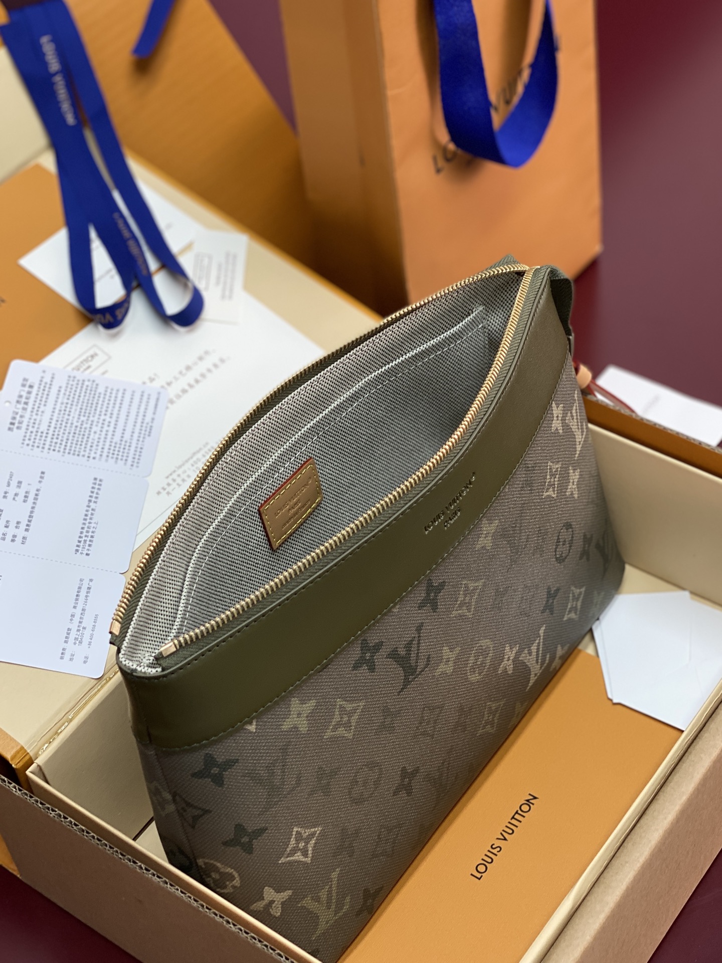 [LV] 루이비통 M26970 Pochette Voyage Souple 포쉐트 보야주 수플 클러치 백 가방