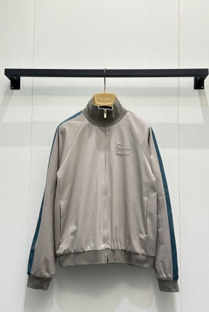 미우미우(MIU MIU) 베이지 스트라이프 집업 자켓 의류