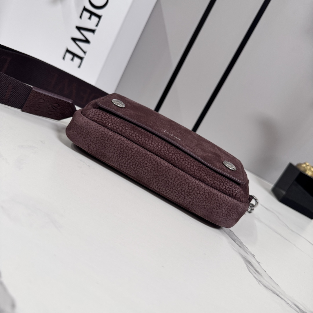 [LOEWE] 로에베 652514 페블(Pebble) 메신저백 스몰 가방