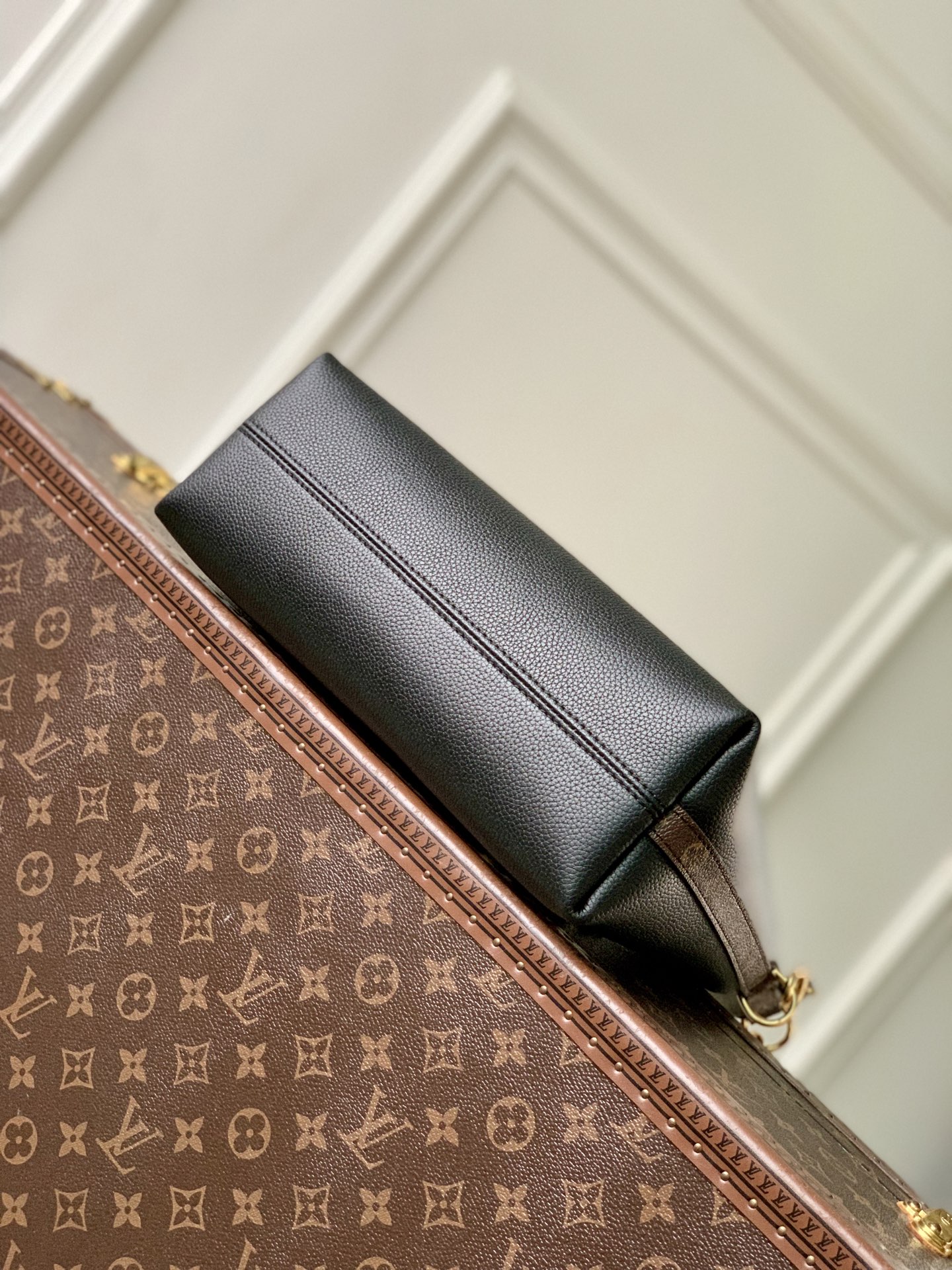 [LV] 루이비통 M29195 멀티패스(Multipass) 핸드백 숄더백 가방