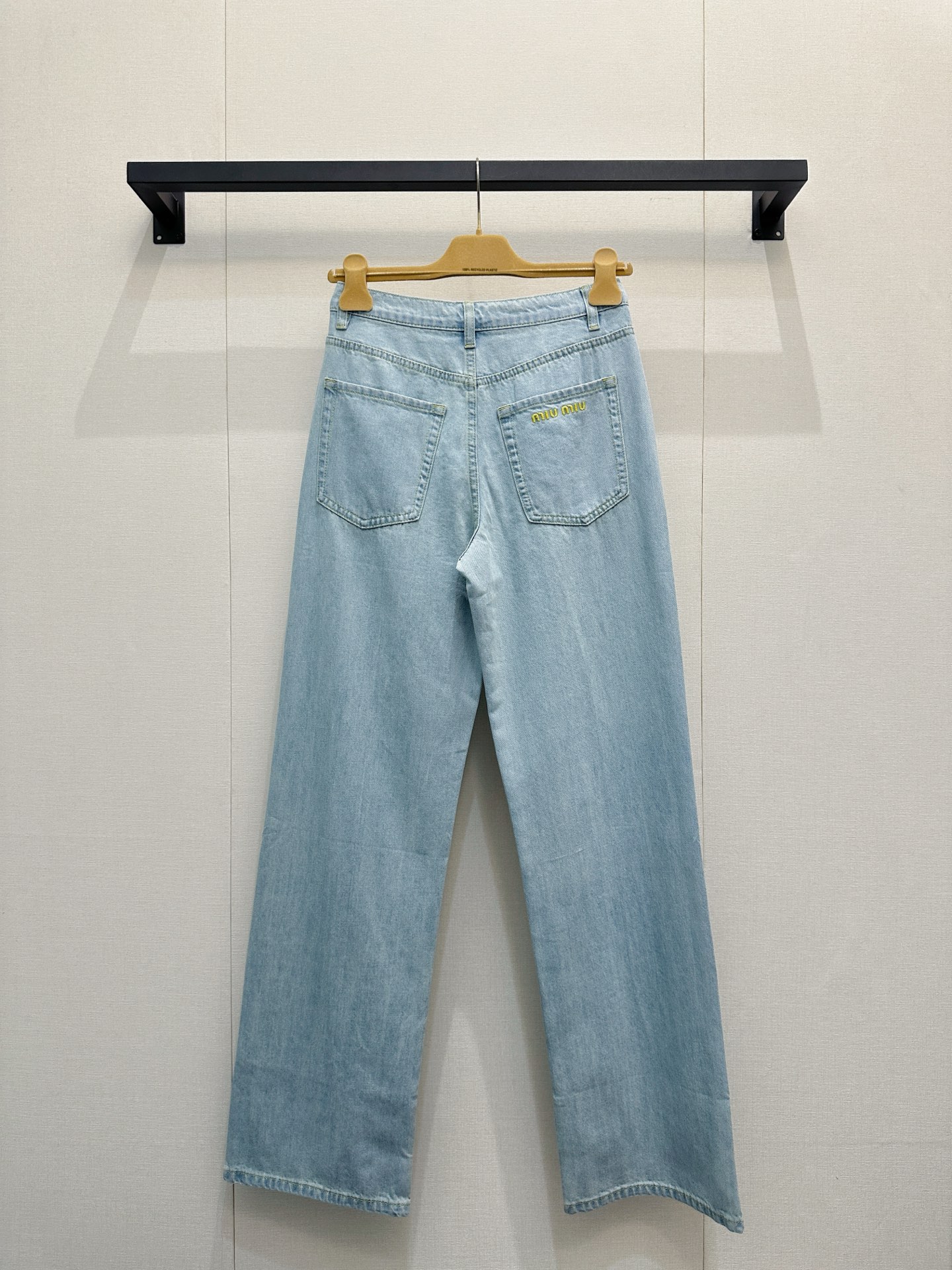 미우미우(MIU MIU) 스트레이트 데님 팬츠 의류