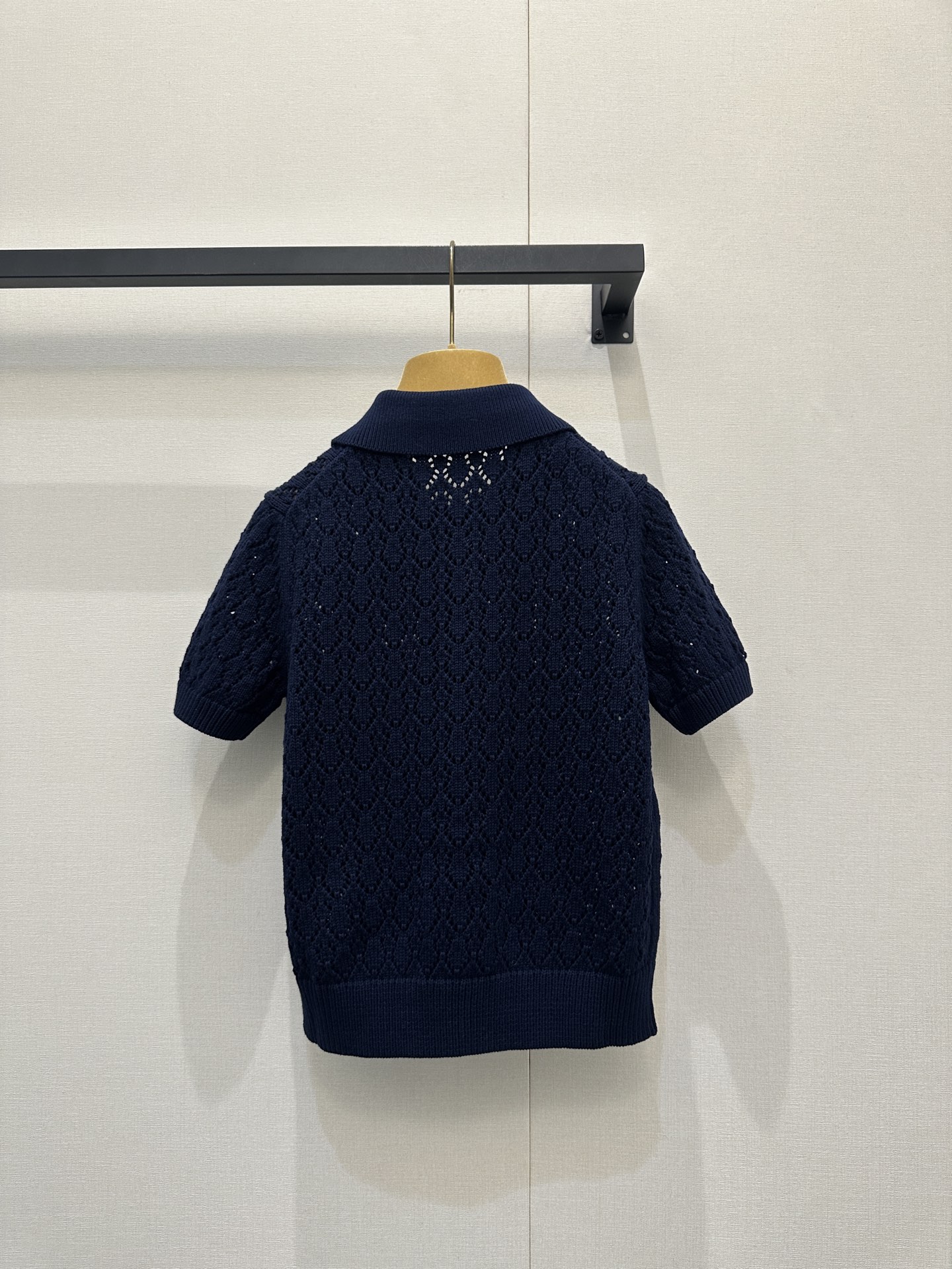 미우미우(MIU MIU) 펀칭 니트 폴로 셔츠 의류