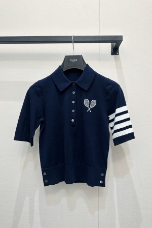 톰브라운(THOM BROWNE) 테니스 자수 니트 반팔 의류