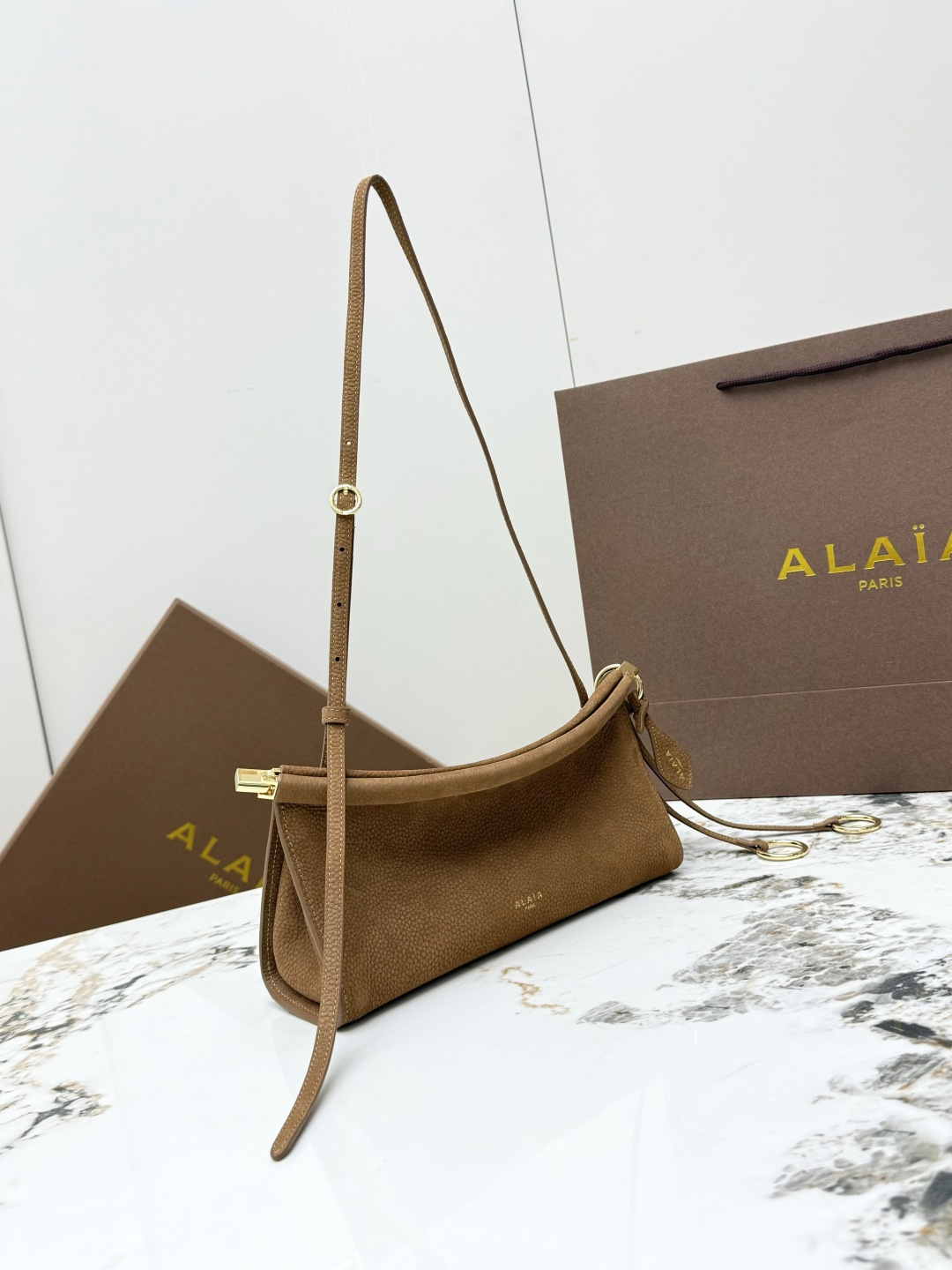 [ALAIA] 알라이아 A1430 르 클릭(Le Click) 백 - 스몰 (스웨이드 벨벳) 숄더백 가방