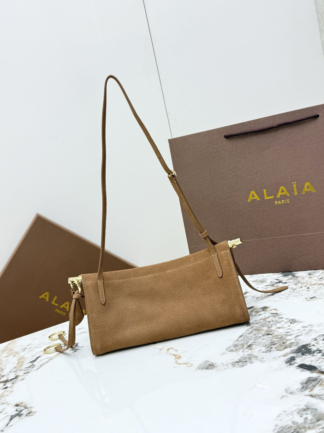 [ALAIA] 알라이아 A1430 르 클릭(Le Click) 백 - 스몰 (스웨이드 벨벳) 숄더백 가방