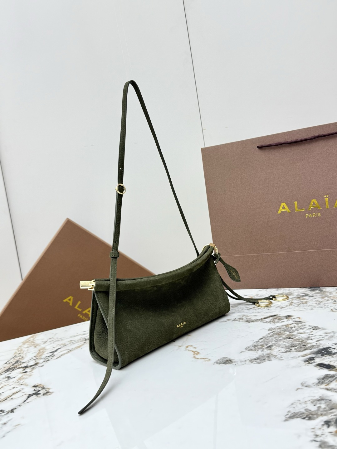 [ALAIA] 알라이아 A1430 르 클릭(Le Click) 백 - 스몰 (스웨이드 벨벳) 숄더백 가방