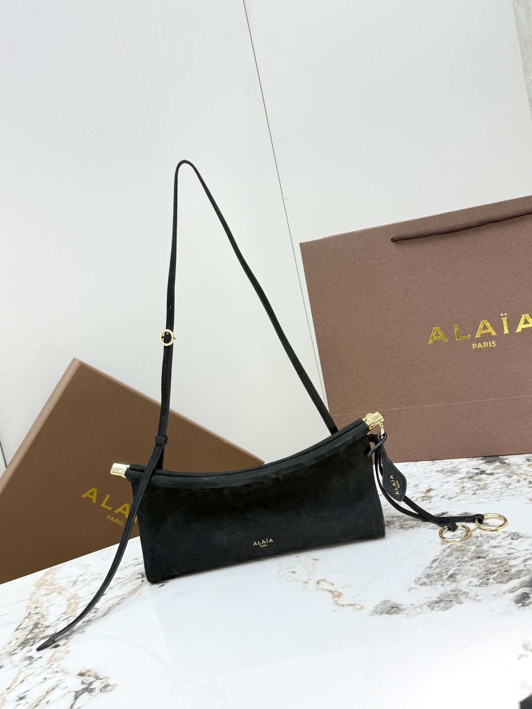 [ALAIA] 알라이아 A1430 르 클릭(Le Click) 백 - 스몰 (스웨이드 벨벳) 숄더백 가방