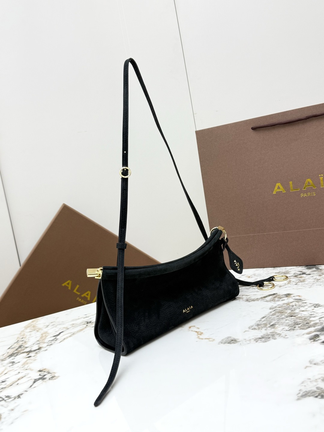 [ALAIA] 알라이아 A1430 르 클릭(Le Click) 백 - 스몰 (스웨이드 벨벳) 숄더백 가방