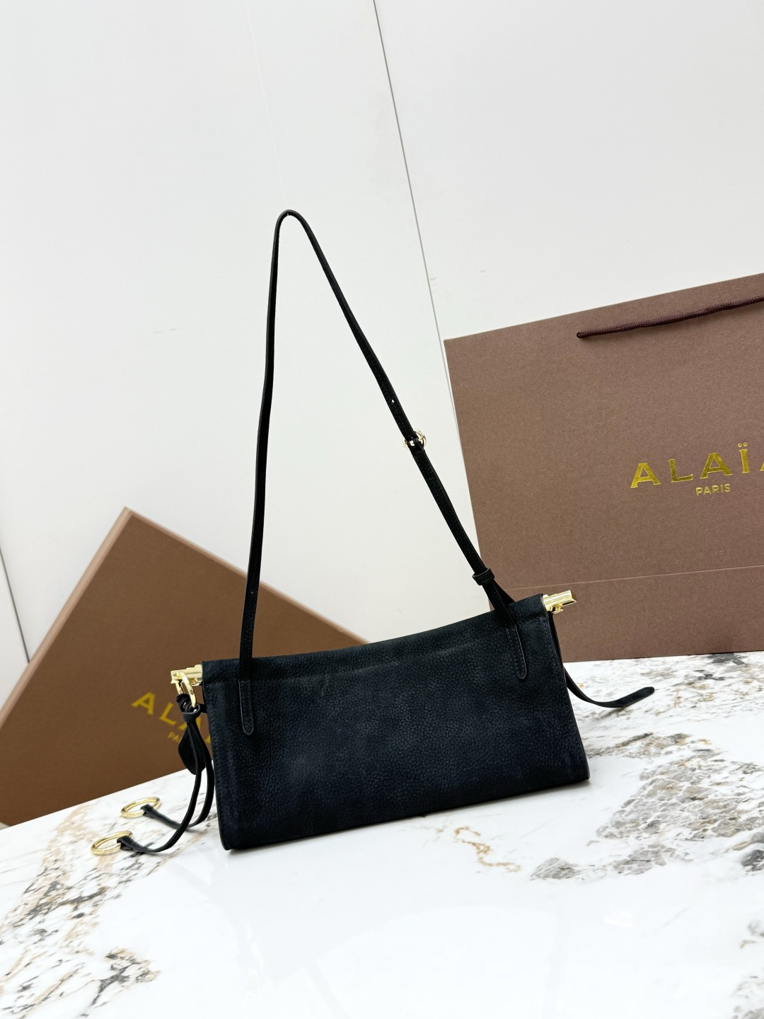 [ALAIA] 알라이아 A1430 르 클릭(Le Click) 백 - 스몰 (스웨이드 벨벳) 숄더백 가방