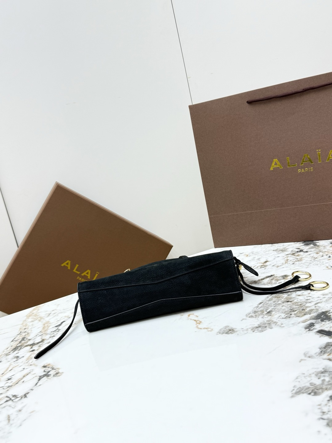 [ALAIA] 알라이아 A1430 르 클릭(Le Click) 백 - 스몰 (스웨이드 벨벳) 숄더백 가방