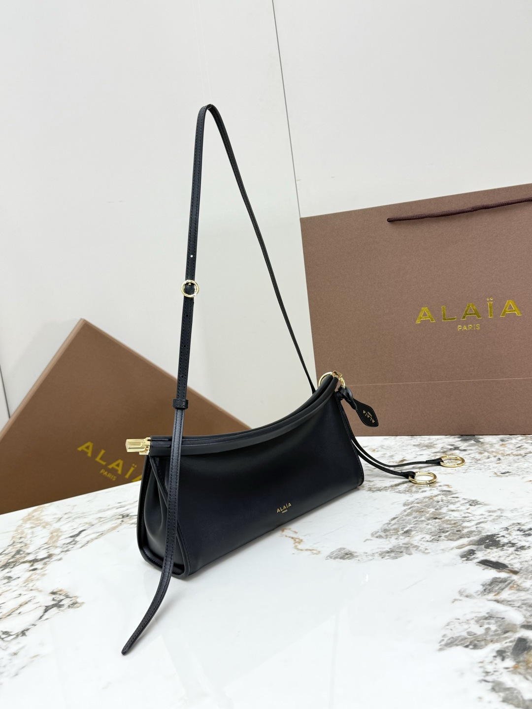 [ALAIA] 알라이아 A1430 르 클릭(Le Click) 백 - 스몰 (플레인 가죽) 숄더백 가방