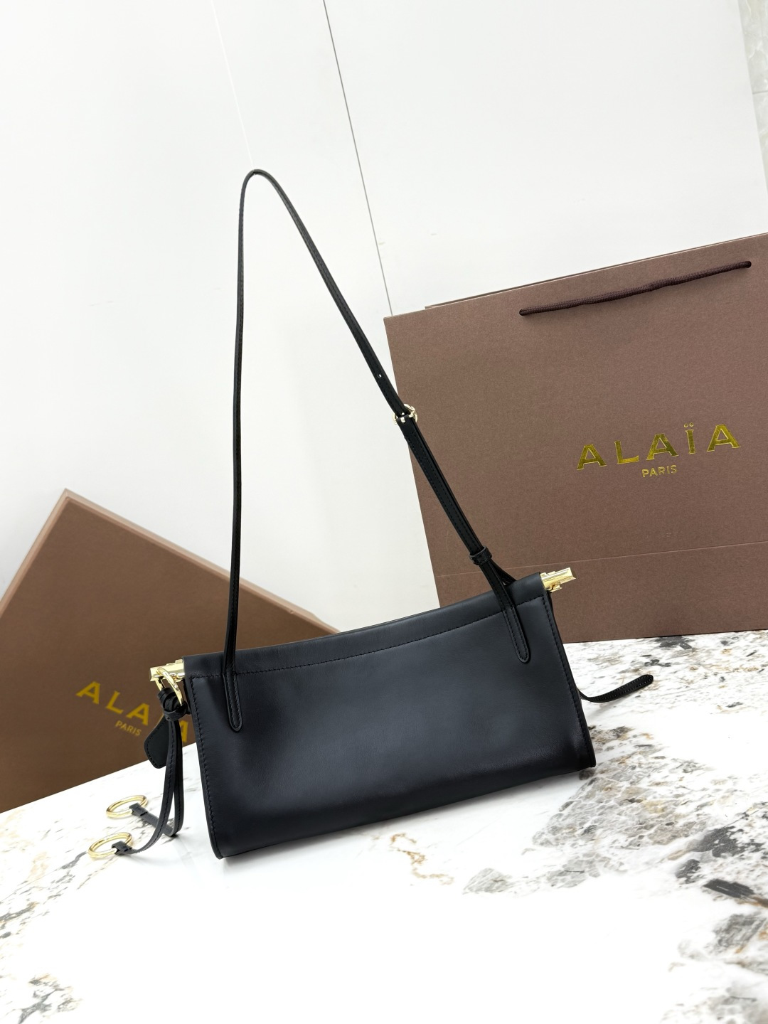 [ALAIA] 알라이아 A1430 르 클릭(Le Click) 백 - 스몰 (플레인 가죽) 숄더백 가방