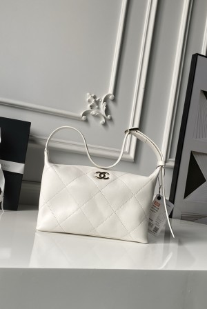 [Chanel] 샤넬 26P 호보 숄더백 - 화이트 램스킨 (AS6138) 가방