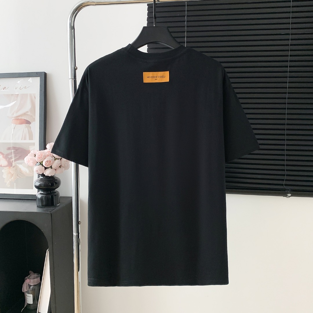 루이비통(LV) 로고 데님 패치 반팔 티셔츠 의류