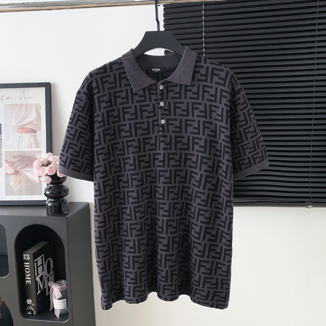 펜디(FENDI) 니트 반팔 티셔츠 의류