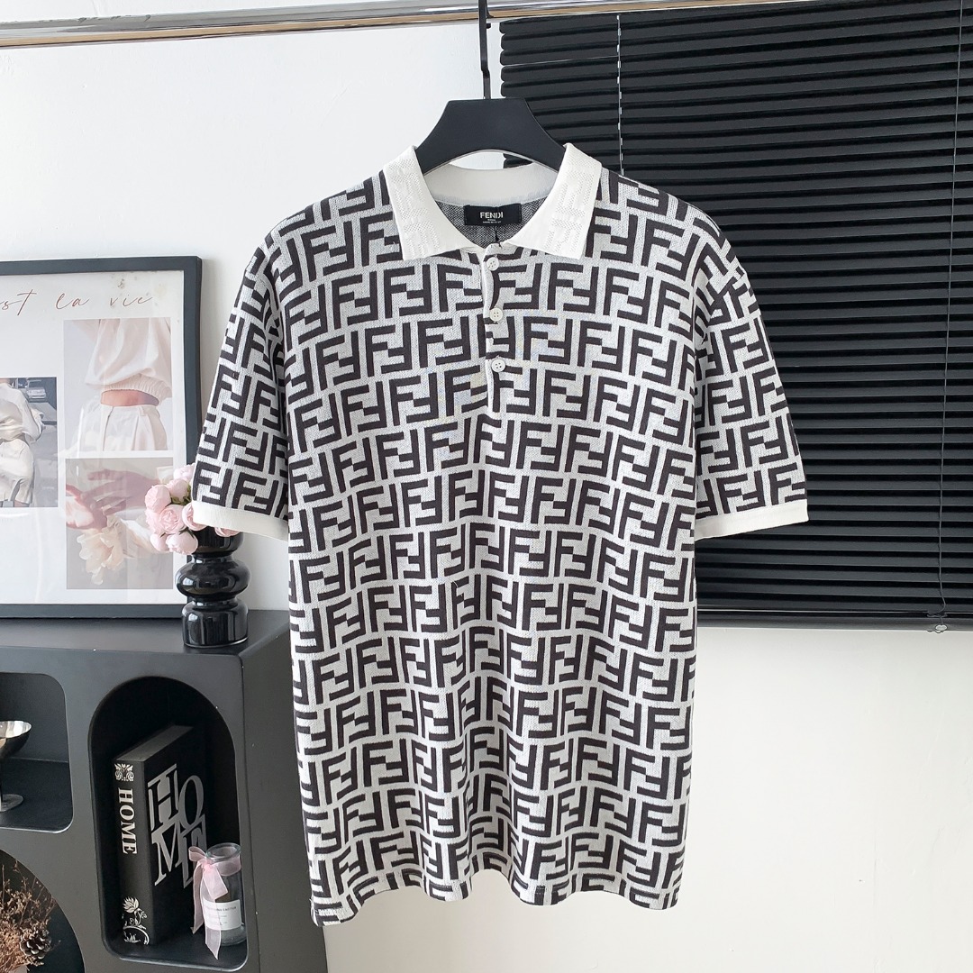 펜디(FENDI) 니트 반팔 티셔츠 의류