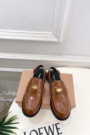 미우미우(MIU MIU) 백오픈 로퍼 슬리퍼 신발