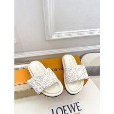 루이비통(LV) 프린팅 패딩 다운 슬리퍼 신발