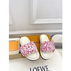 루이비통(LV) 프린팅 패딩 다운 슬리퍼 신발