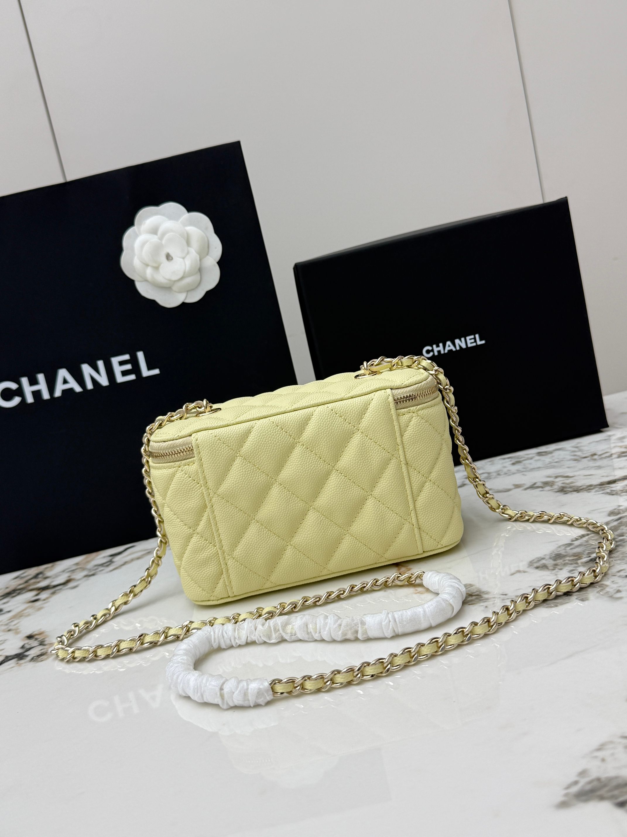 [Chanel] 샤넬 24K 캐비어 미니 코스메틱 케이스 (AP1341) 파우치백 가방