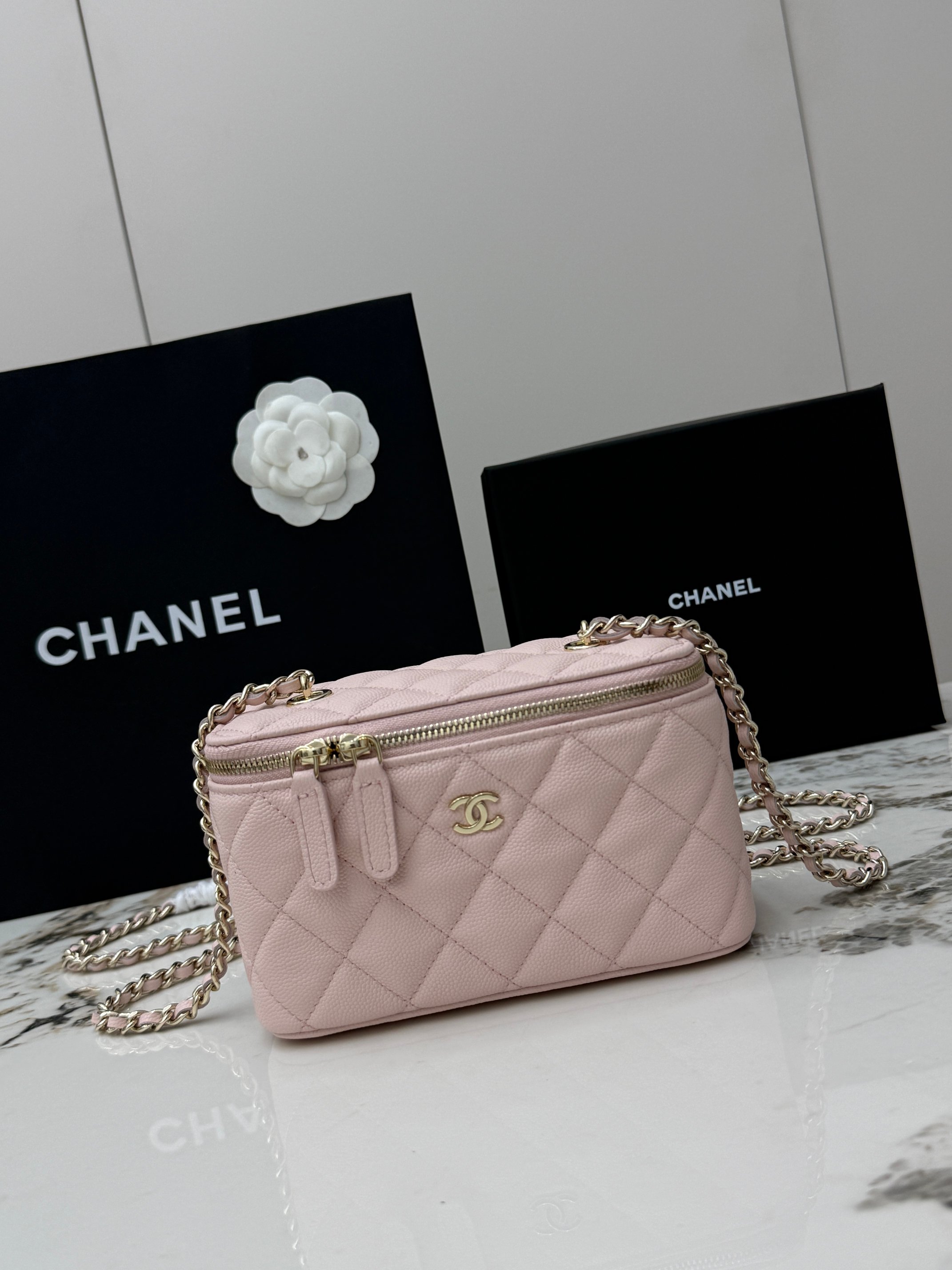 [Chanel] 샤넬 24K 캐비어 미니 코스메틱 케이스 (AP1341) 파우치백 가방