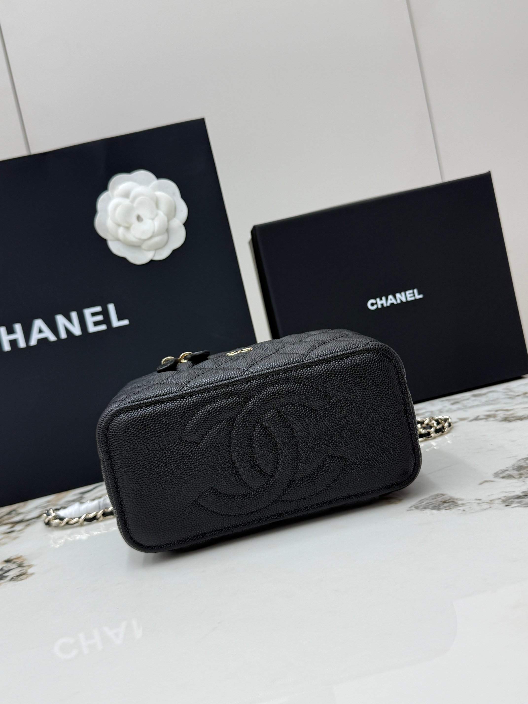 [Chanel] 샤넬 24K 캐비어 미니 코스메틱 케이스 (AP1341) 파우치백 가방