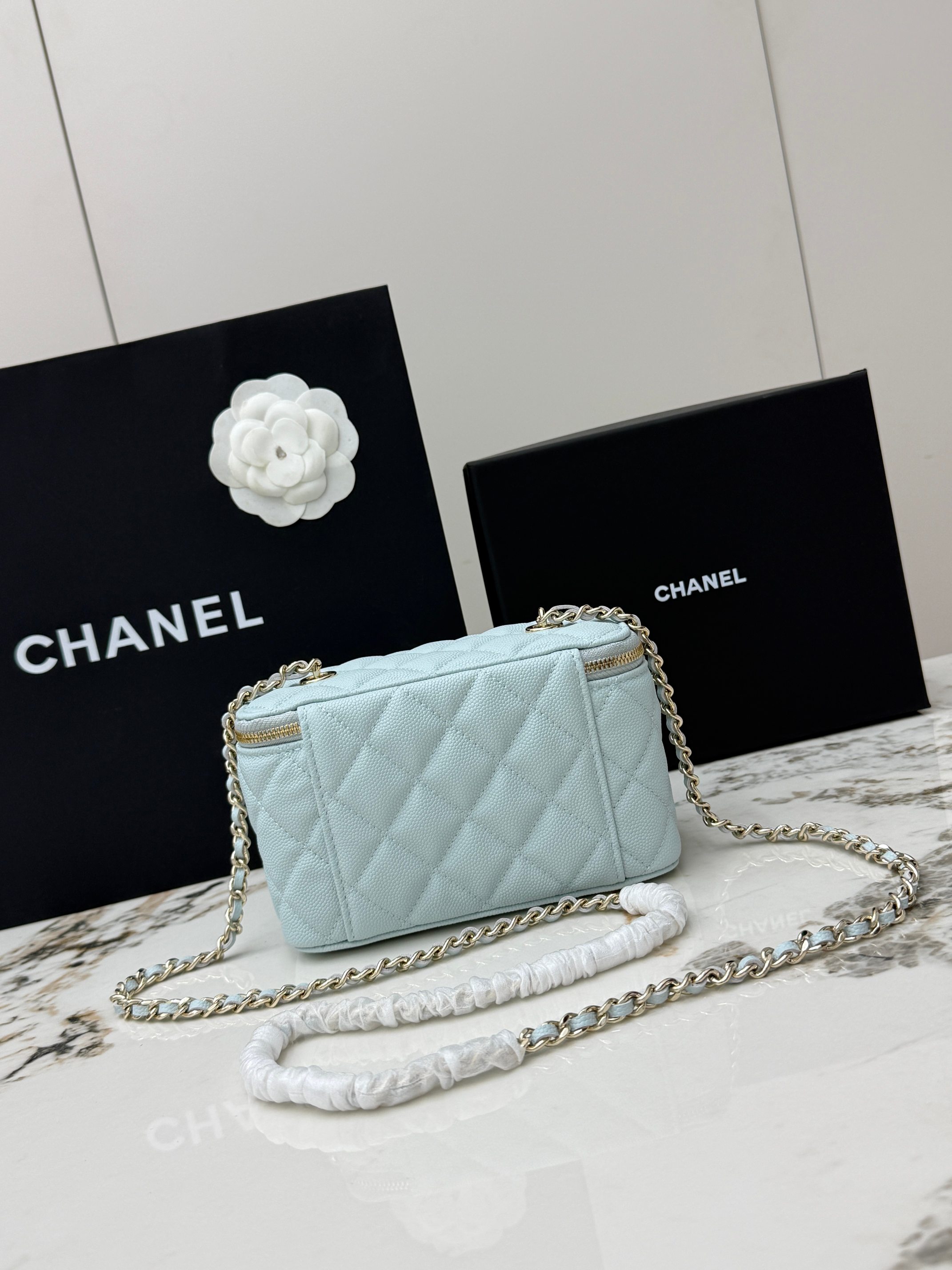 [Chanel] 샤넬 24K 캐비어 미니 코스메틱 케이스 (AP1341) 파우치백 가방