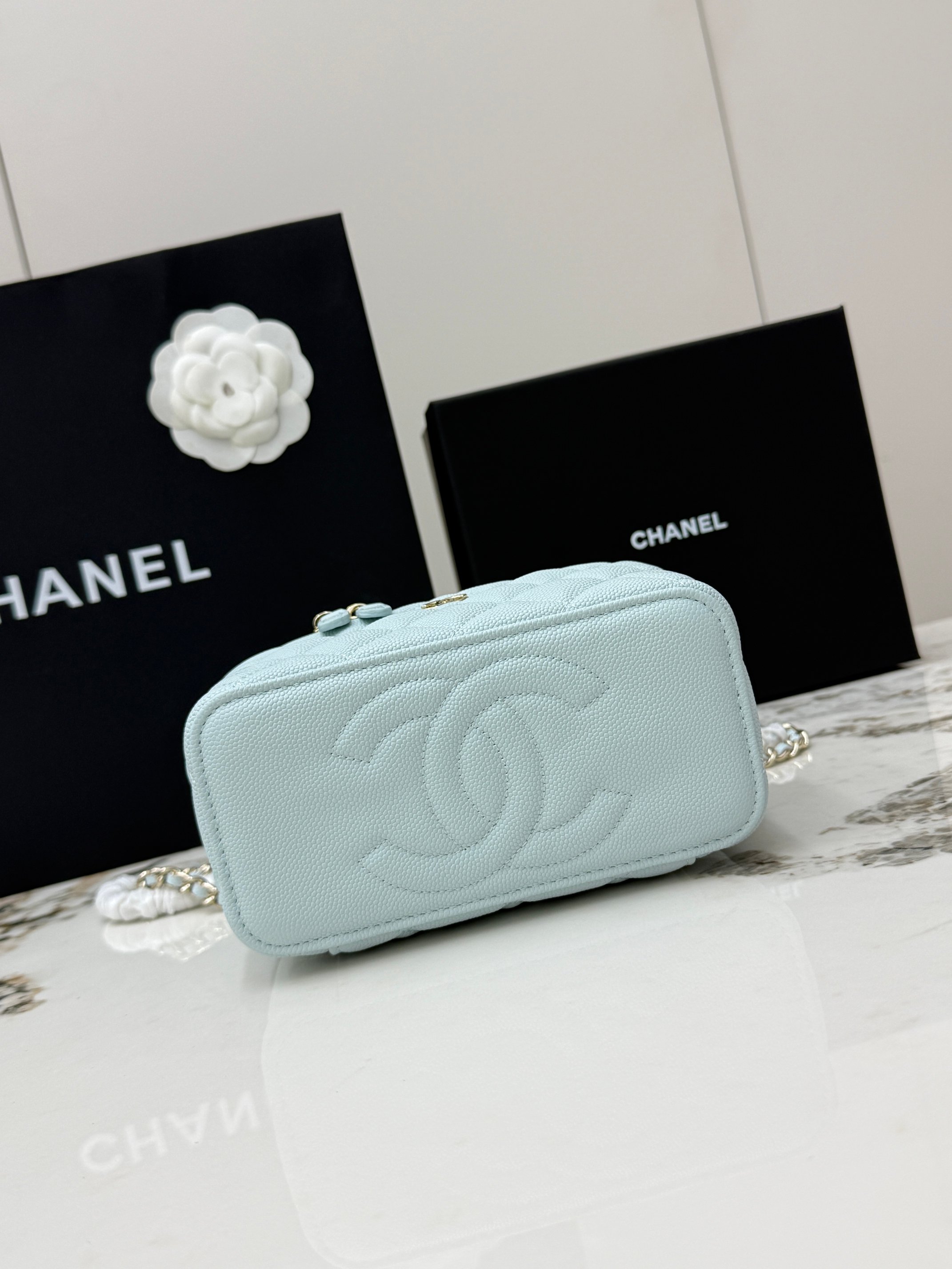 [Chanel] 샤넬 24K 캐비어 미니 코스메틱 케이스 (AP1341) 파우치백 가방