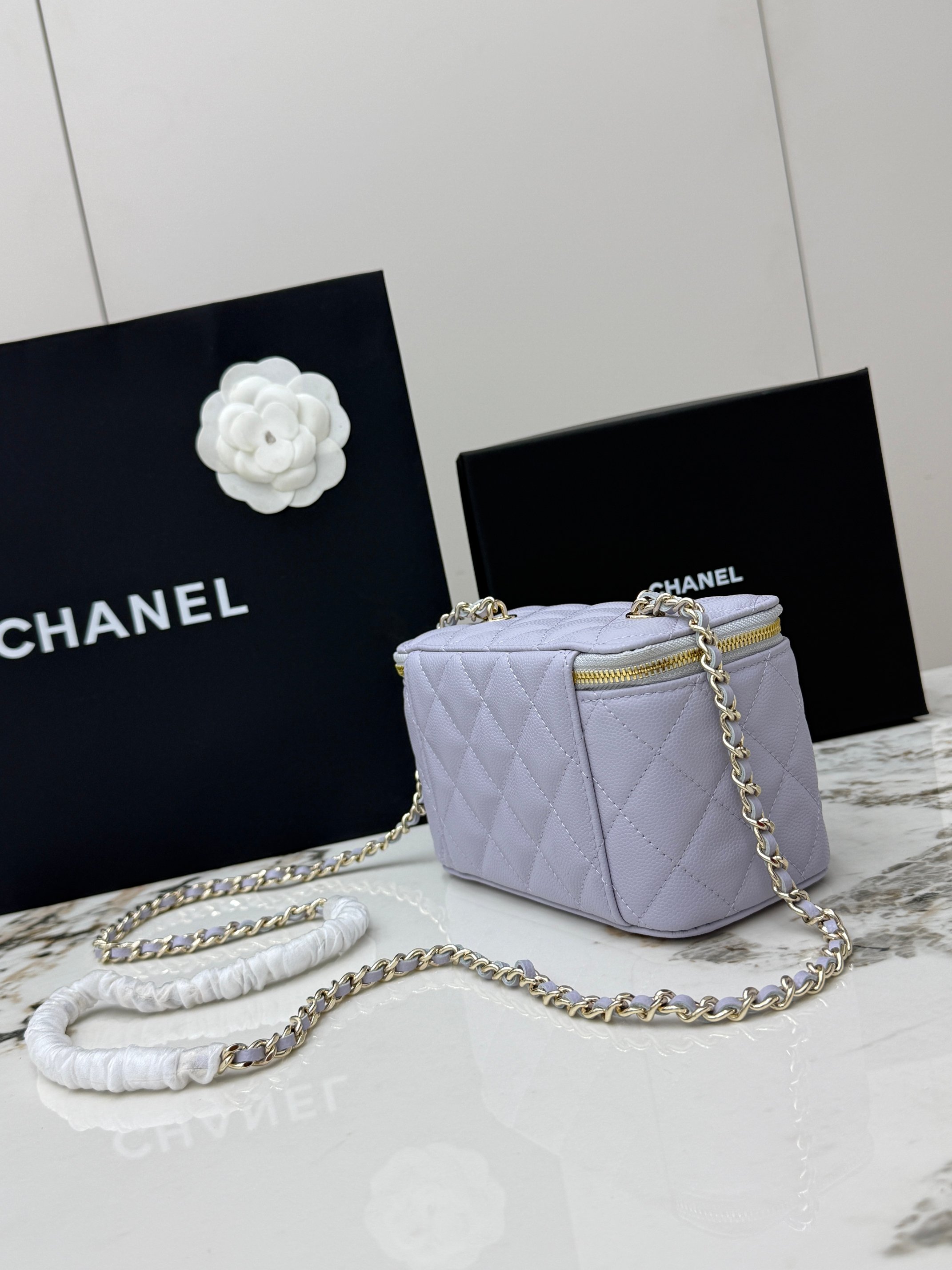 [Chanel] 샤넬 24K 캐비어 미니 코스메틱 케이스 (AP1341) 파우치백 가방