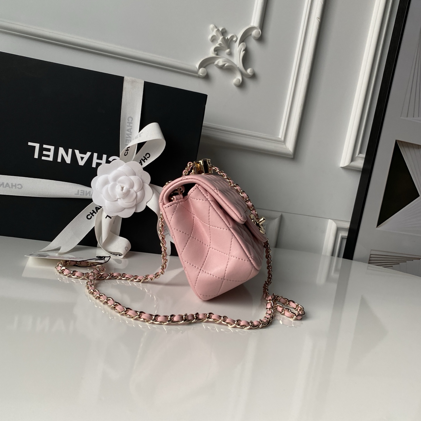 [Chanel] 샤넬 26C CF 시리즈 샴페인 골드 램스킨 (AS5759) 숄더백 가방 미디움