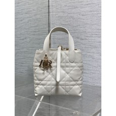 [Dior] 디올 뚜주흐(Toujours) 버티컬 백 - 스몰 (화이트) 가방