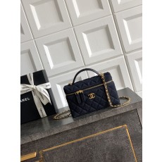 [Chanel] 샤넬 26ss 데님 LP백 파우치백 가방 - 다크 블루 (조각 로고 버전)