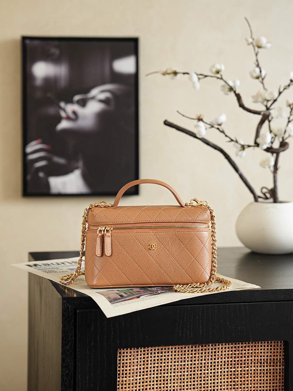 [Chanel] 샤넬 26p 카라멜 고트스킨 LP 런치박스백 (AP5100) 파우치백 가방