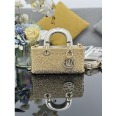 [Dior] 레이디 디조이(Lady D-Joy) 스몰 백 토트백 숄더백 가방 - 비즈 자수