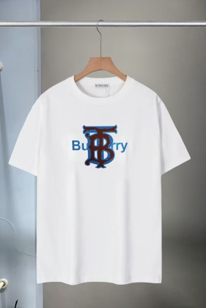 버버리(BURBERRY) 로고 라운드 반팔 티셔츠 의류