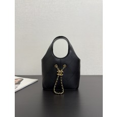 [Chanel] 샤넬 26P 드로스트링 체인 로고 버킷백 가방 - 블랙 금장
