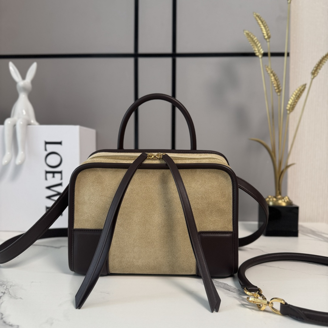 [Loewe] 로에베 스몰 스웨이드 아마조나 180 핸드백 가방