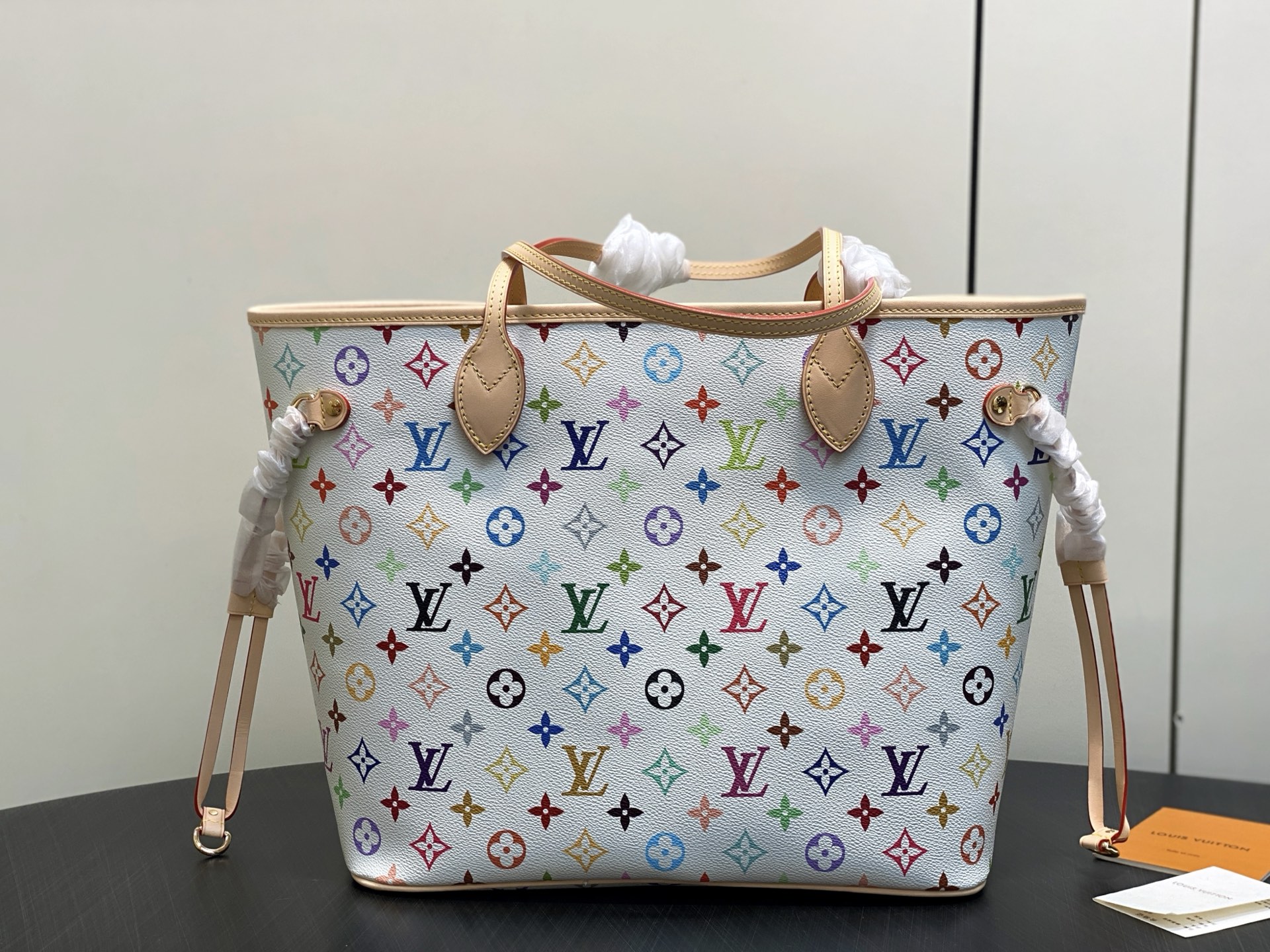 [Louis Vuitton] LV 루이비통 x 무라카미 다카시 리에디션 Neverfull 네버풀 MM - 화이트 멀티컬러 토트백 숄더백 가방