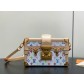 [Louis Vuitton] LV 루이비통 x 무라카미 다카시 리에디션 쁘띠 말(Petite Malle) - 화이트 멀티컬러 트렁크백 가방