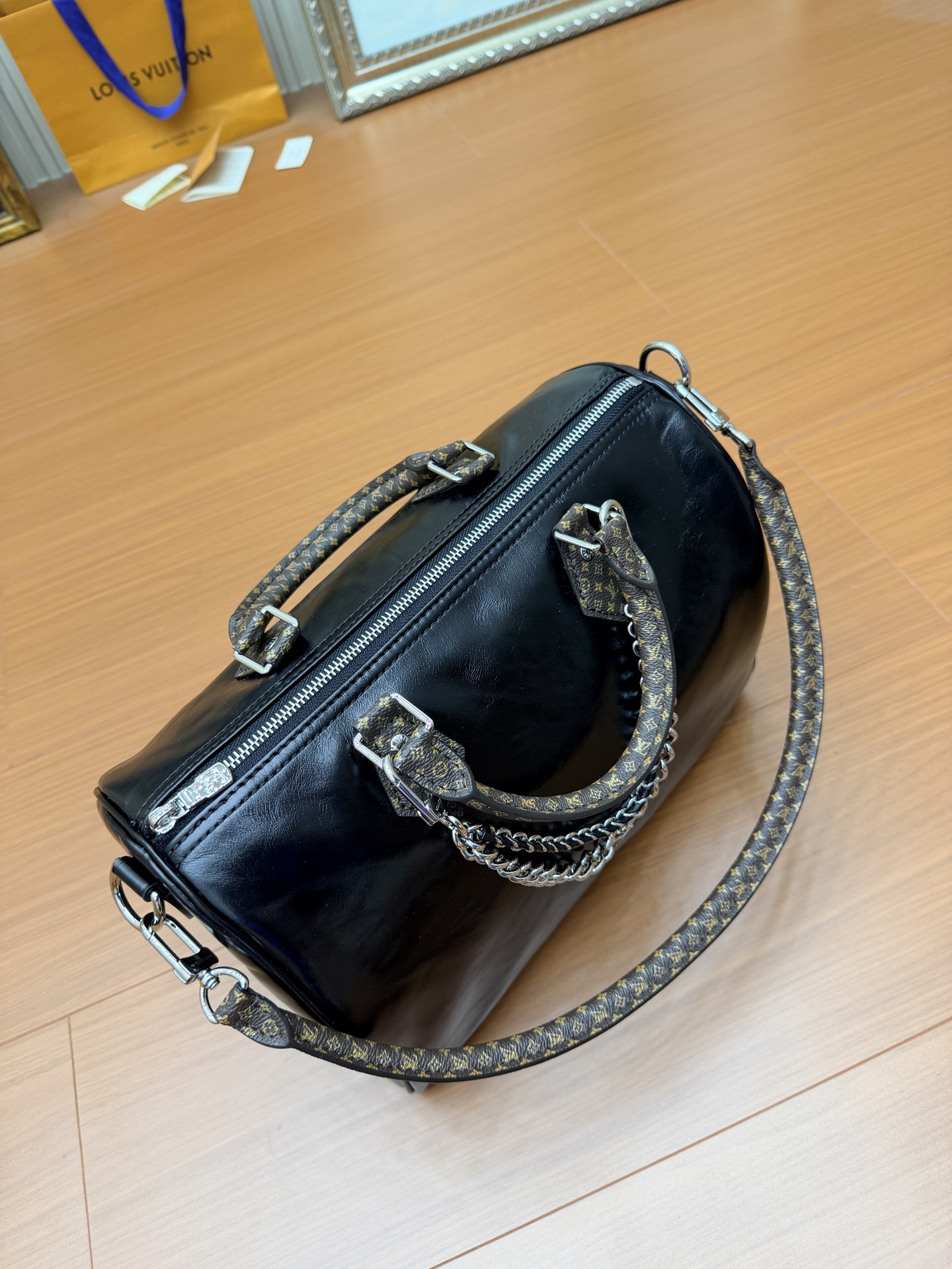 [Louis Vuitton] LV 루이비통 스피디 30 - 최신 사양 에디션 가방