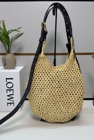 [Loewe] 로에베 펀치 홀(Punch Hole) 호보 라피아백 숄더백 가방