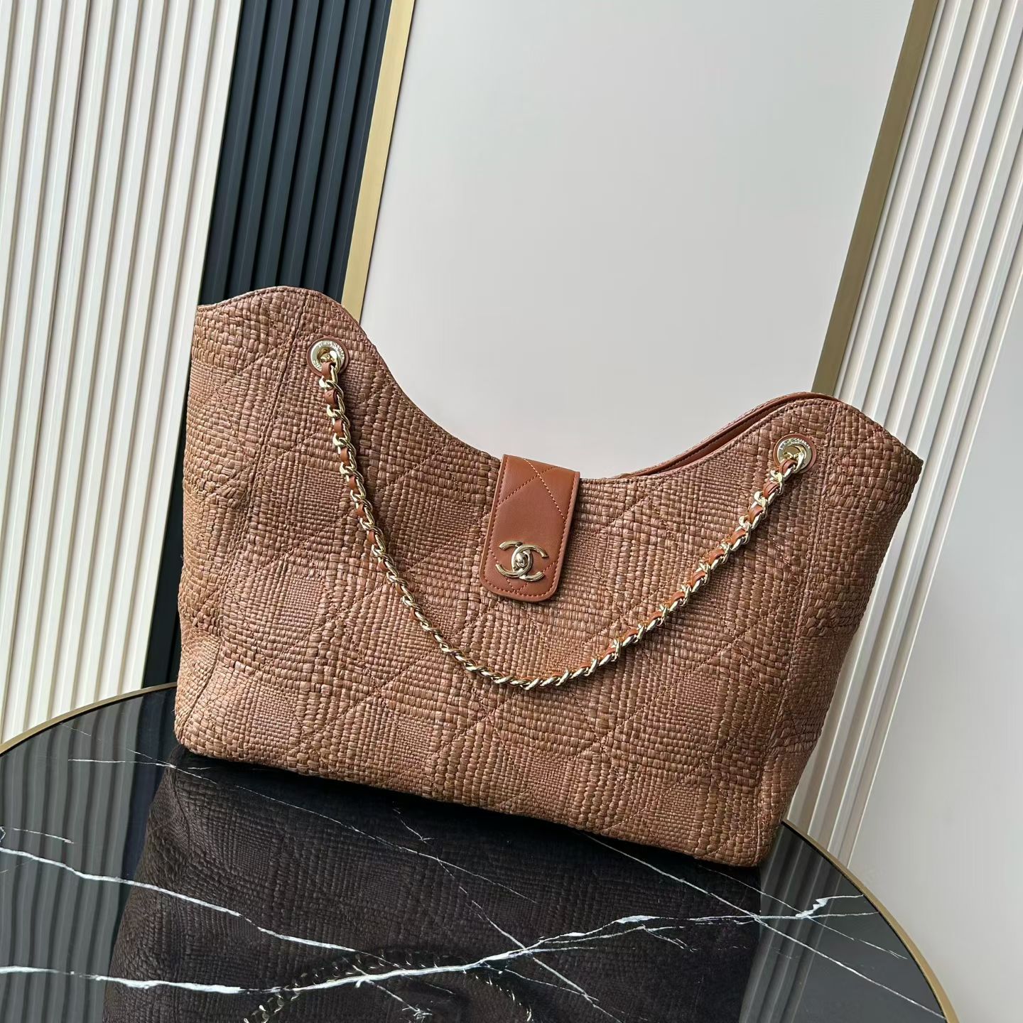 [Chanel] 샤넬 AS6095 크루즈 체인 토트 & 호보백 가방