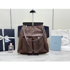 [Prada] 프라다 2026 신상 스티치 버클 카프스킨 토트백 가방 (1BC293)