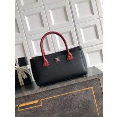 [Chanel] 샤넬 서프(Cerf) 토트백 가방 - 블랙 & 버건디 핸들 (은장) 스몰