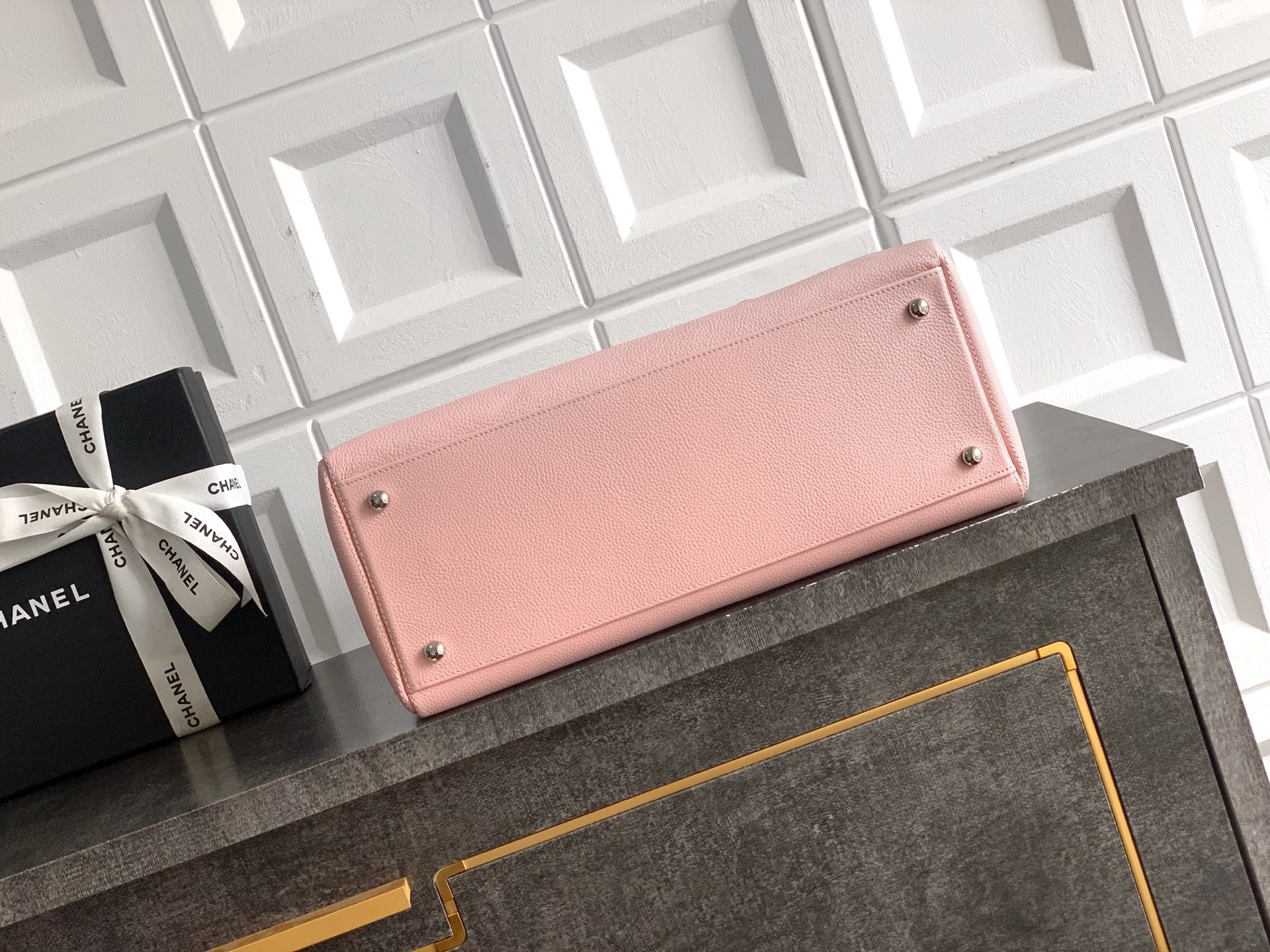 [Chanel] 샤넬 Cerf(서프) 토트백 가방 - 핑크 은장 (베이비 스킨 카프스킨) 스몰