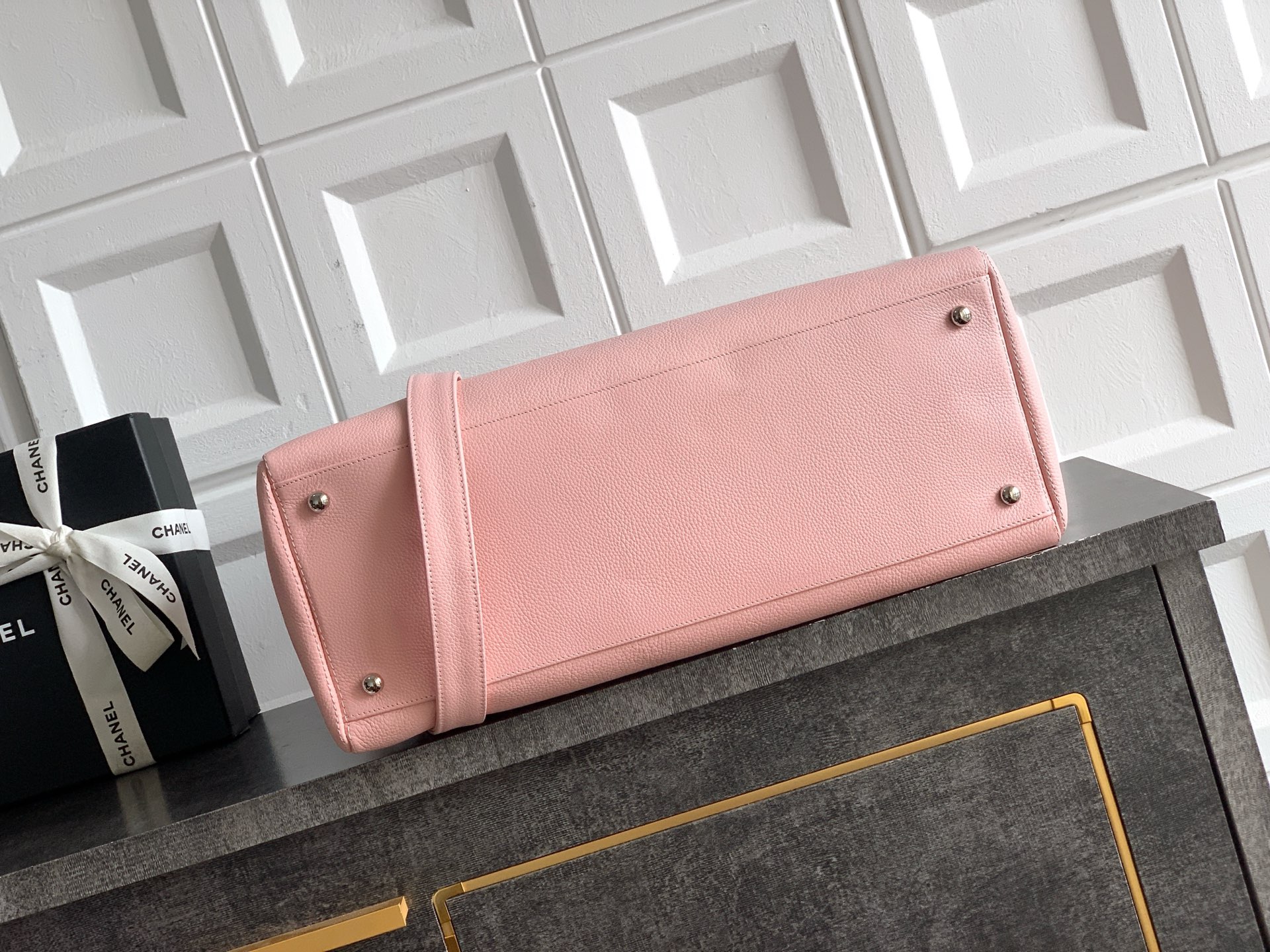 [Chanel] 샤넬 Cerf(서프) 토트백 가방 - 핑크 은장 (베이비 스킨 카프스킨) 미디움